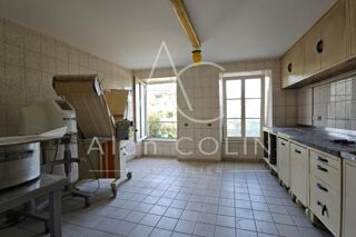  Immeuble à vendre 5 pièces 516 m²