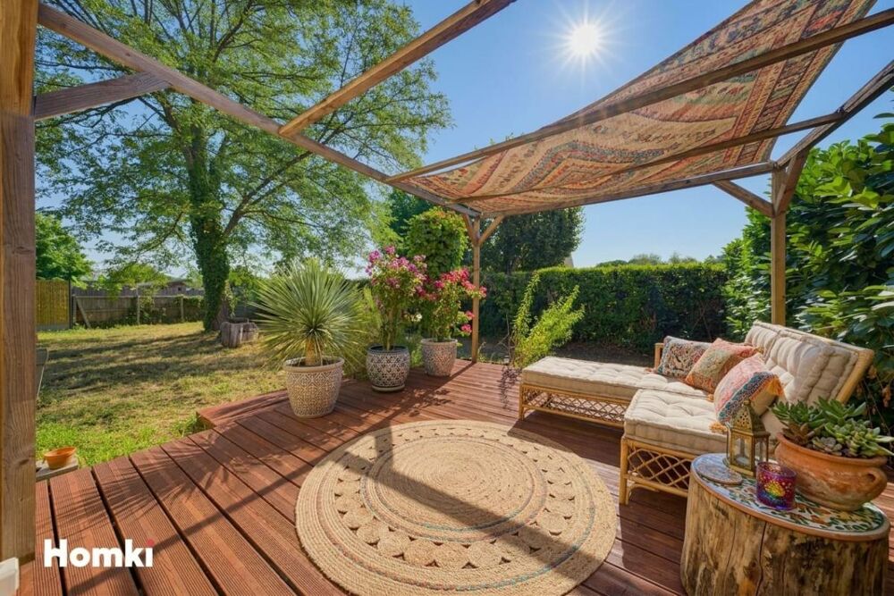 Vente Maison Maison rénovée avec grand jardin, au calme Ambares et lagrave