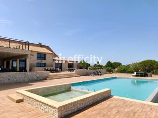  Maison à vendre 12 pièces 650 m²