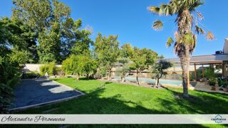  Villa  vendre 9 pices 285 m