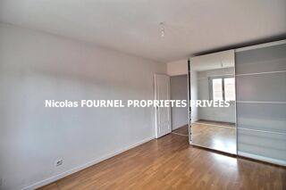  Appartement à louer 3 pièces 83 m²