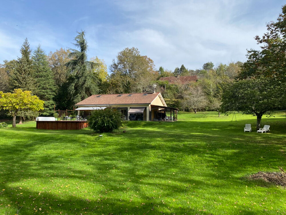 Maison Le Buisson De Cadouin 7 pièce(s) 176 m2