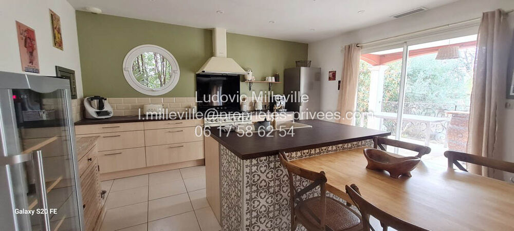 Vente Villa Spacieuse villa 155m² avec grand garage et piscine sur 760m² de terrain Magalas