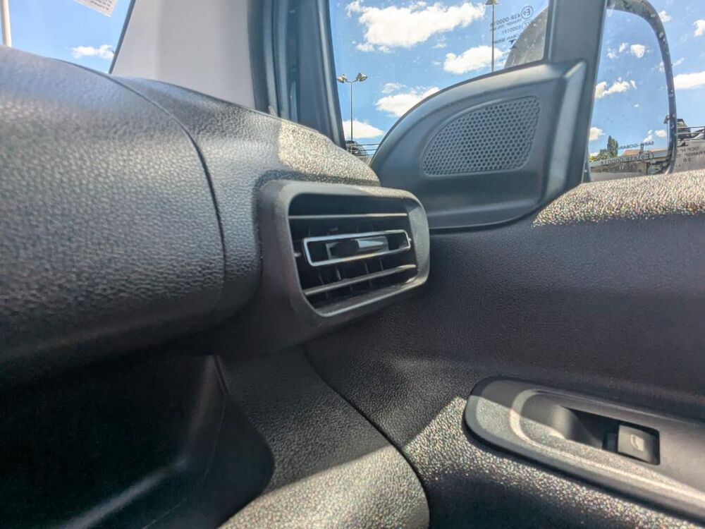 Berlingo III TAILLE M 1.5 BLUEHDI 100 S&S LIVE BV6 2021 occasion 78240 Chambourcy