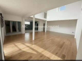  Loft � vendre 6 pi�ces 200 m�