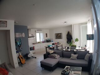  Appartement à louer 2 pièces 60 m²