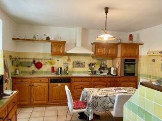  Maison � vendre 9 pi�ces 235 m�
