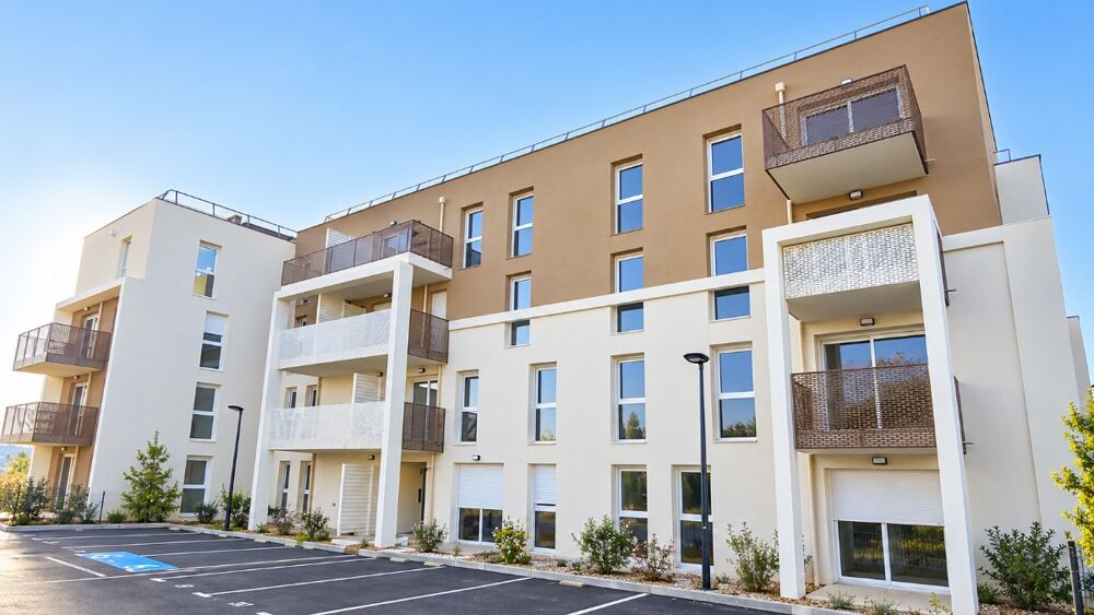 Location Appartement Appartement T2  avec parkings et jardin à FREJUS Frejus