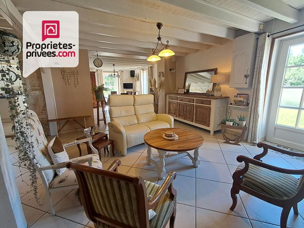 propriété de charme de 195m2 à Saint Pierre Le Vieux