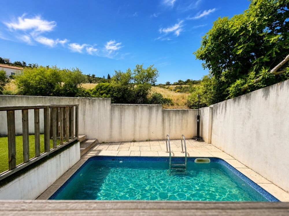 La Maison des Vendangeurs  Ancienne bâtisse viticole avec 4 suites, piscine et dépendances