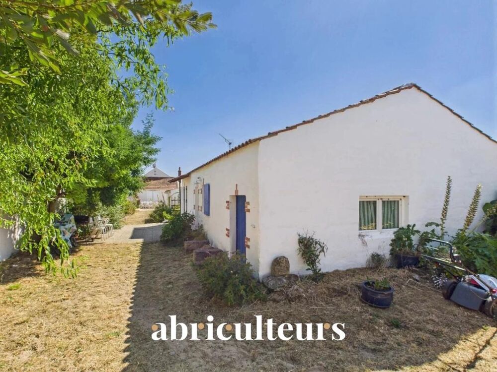 Vente Maison Maison avec grand terrain et dans le centre ville en vente à La Barre-de-Monts (85550) La barre de monts