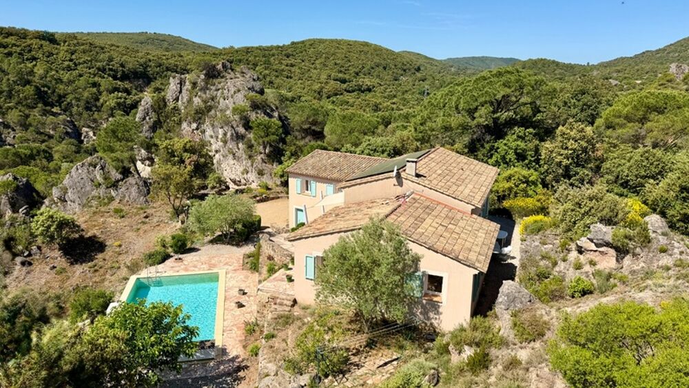 Vente Maison Mourèze, Villa 6 pièces, piscine, garage Moureze