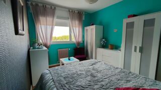  Appartement à louer 4 pièces 90 m²