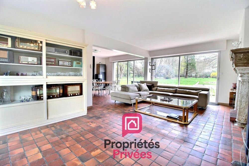 Vente Propriété/Château 1h15 de PARIS - PROPRIETE de 245 m2 env. GARAGE, 5400 m2 de PARC ARBORE, AU COEUR DE LA NATURE Montargis