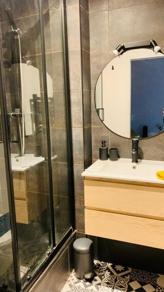  Appartement à louer 1 pièce 27 m²