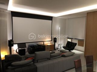 Vente Maison MEAUX centre – Maison de ville 200 m² – 4 chambres – Double garage – Paris 25 min Meaux