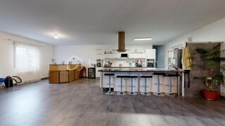  Maison � vendre 8 pi�ces 213 m�