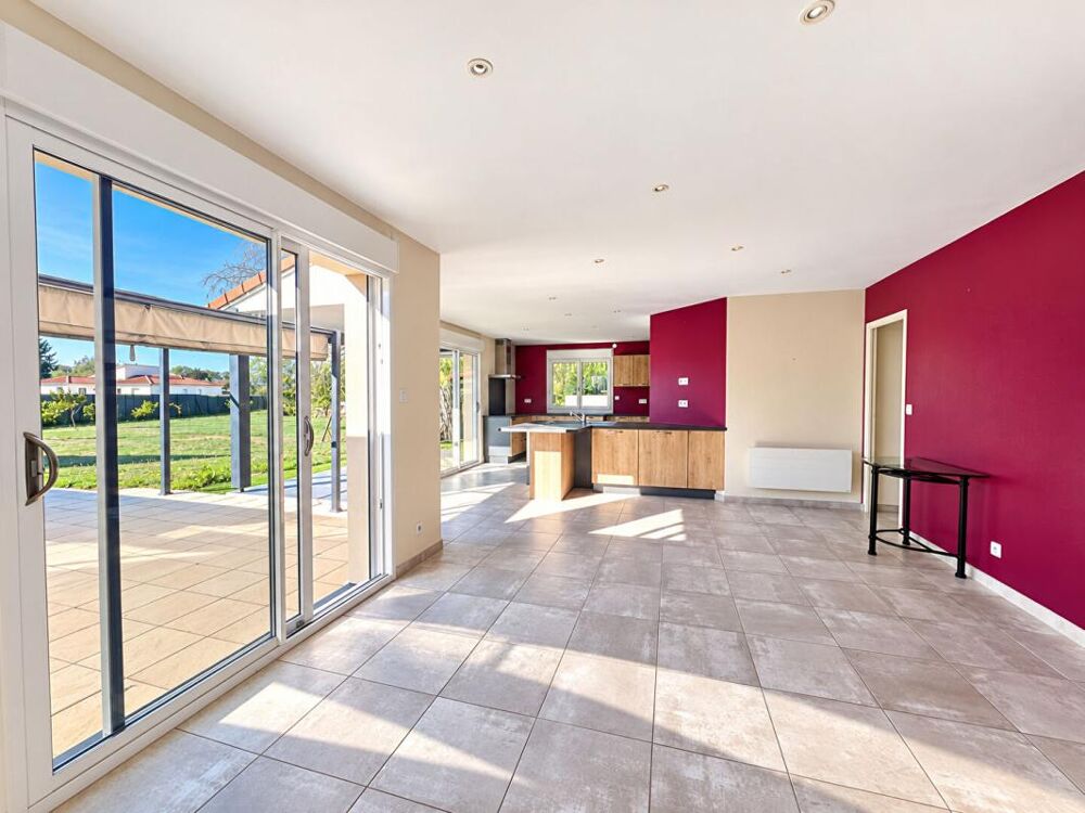 Vente Maison Maison avec jardin et piscine Joze