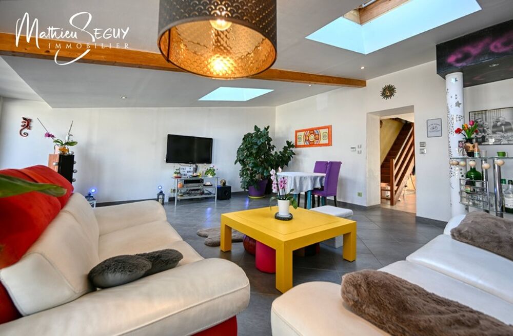Vente Maison Maison à vendre 6 pièces SAINT ANDRE LE PUY avec grand terrain (42) Saint andre le puy