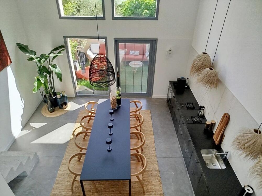 Sublime Maison d'architecte Saint Maximin La Sainte Baume 190 m2 avec terrasse et garage