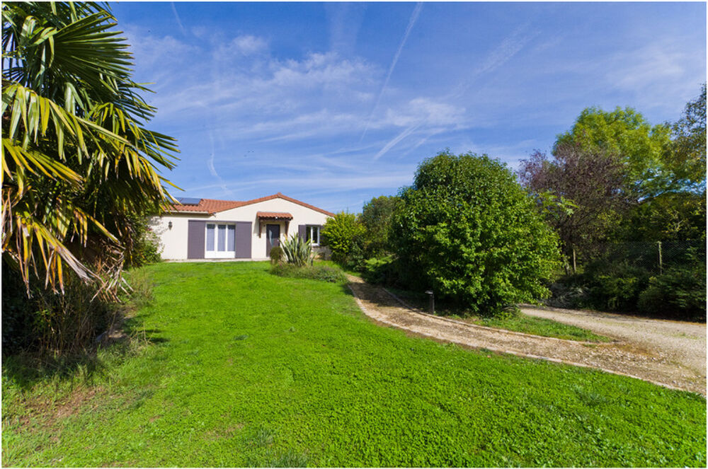 Maison à vendre 6 pièces SAINT GEORGES LES BAILLARGEAUX (86)