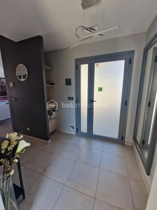 Propriété/château à vendre 6 pièces 152 m²
