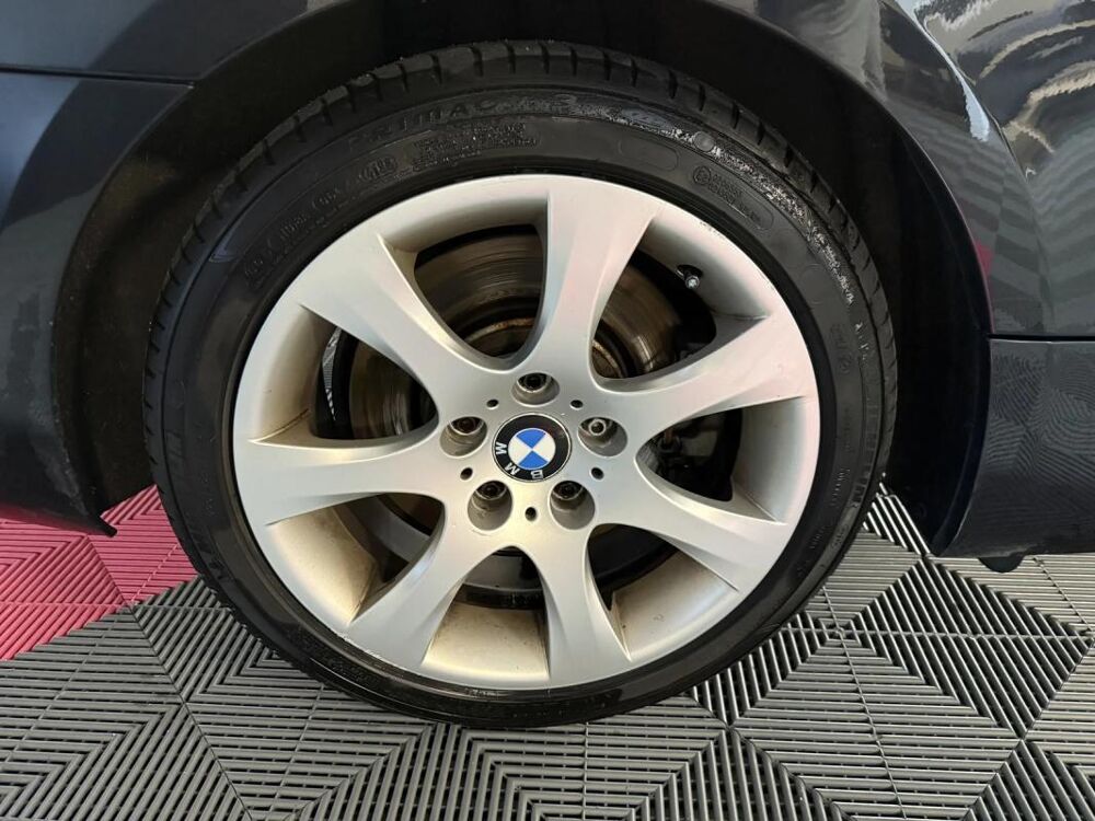 S&eacute;rie 3 (E92) Coup&eacute; 330i 3.0 i 272cv Bo&icirc;te auto LUXE 2009 occasion 85190 Venansault