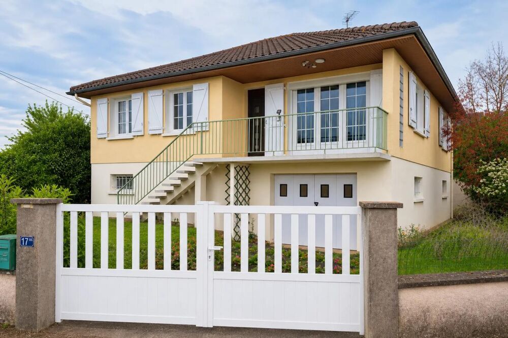 Maison 5 pièces à Roches-Prémarie-Andillé louée