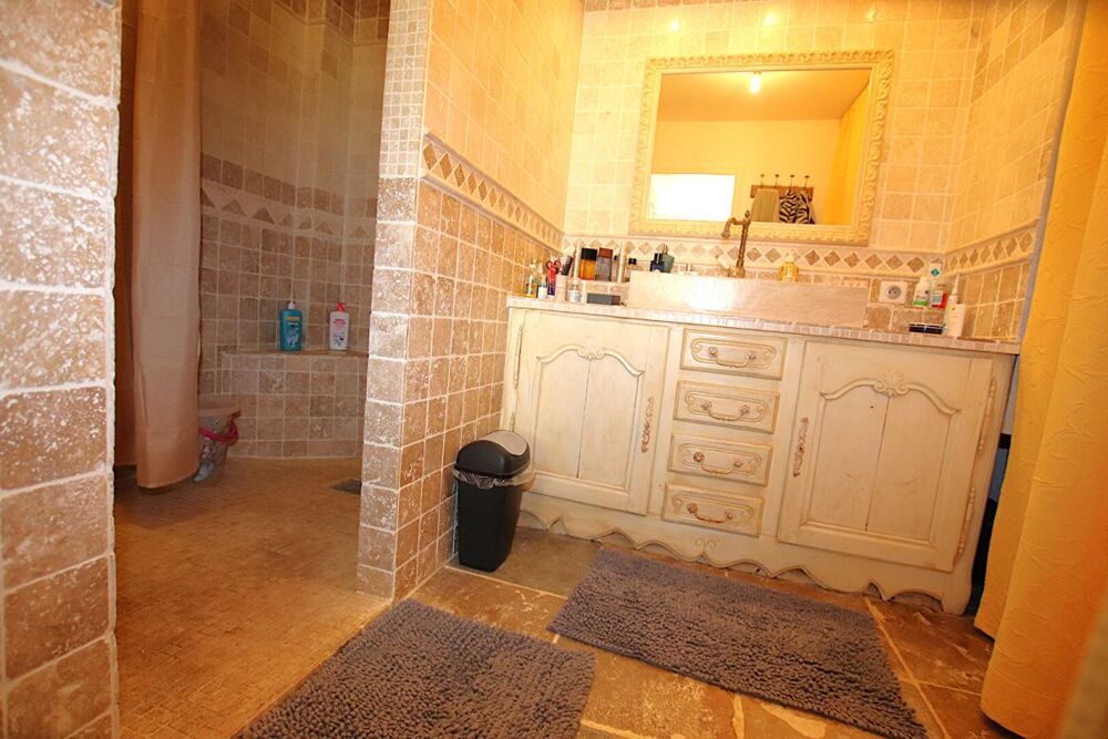 à vendre  Villa Le Bosc (34700)