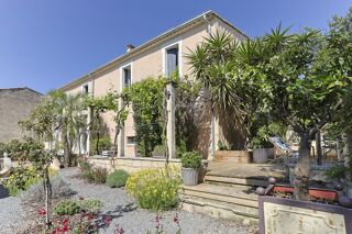  Maison à vendre 15 + pièces 390 m²