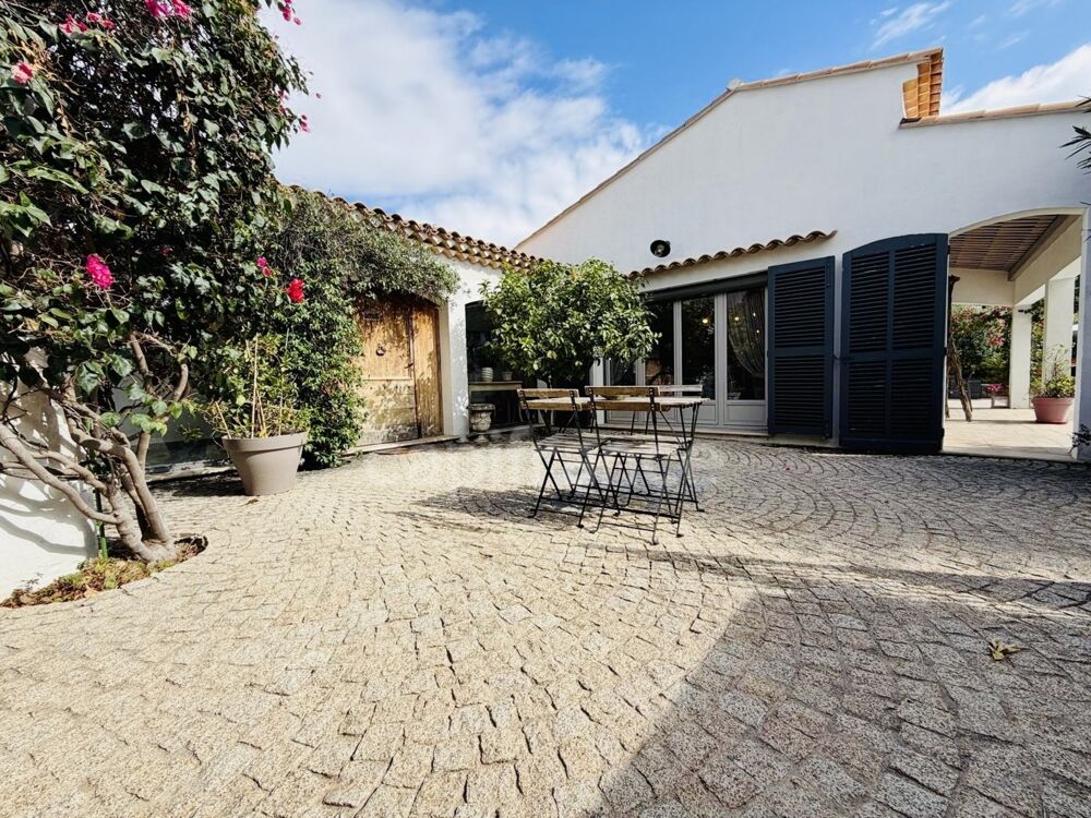 à vendre  Maison Cagnes-sur-Mer (06800)