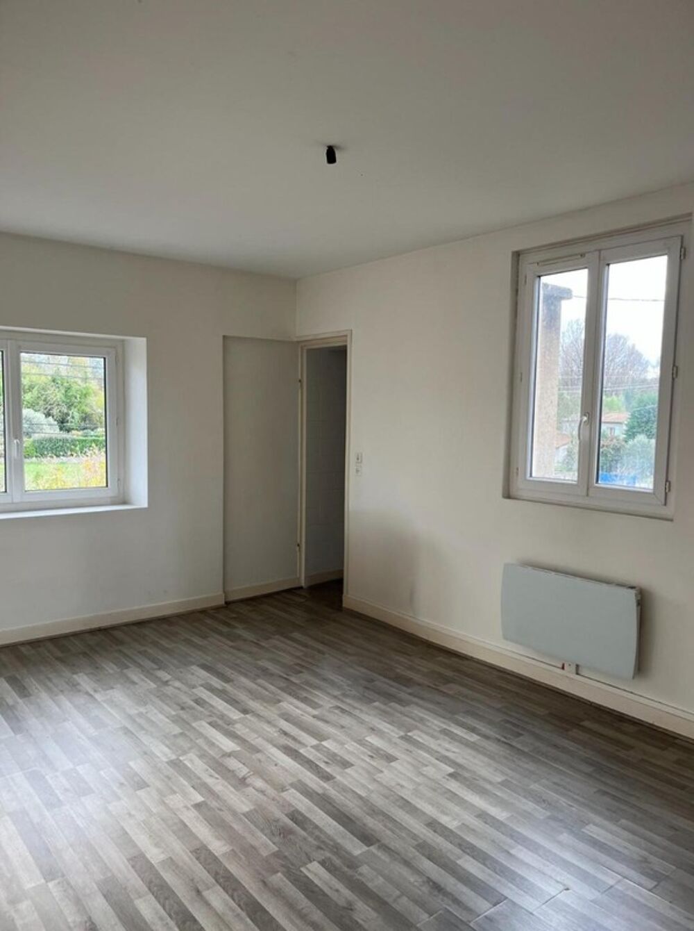 Secteur calme et recherché - 3 chambres - L'ISLE D'ESPAGNAC (16)