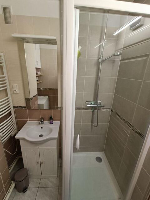  Appartement � louer 1 pi�ce 65 m�