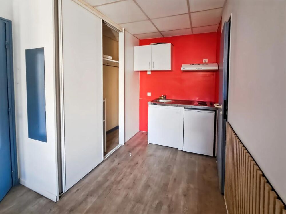 Vente Maison Immeuble de rendement de 8 studios à 300 m du lycée Gourdan polignan