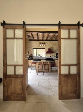  Maison  vendre 8 pices 210 m