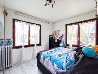  Immeuble à vendre 12 pièces 334 m²