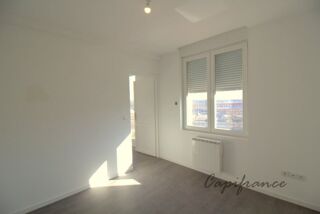  Appartement à louer 2 pièces 41 m²