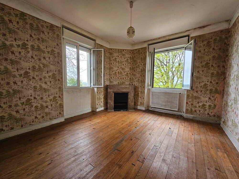 Maison à vendre 8 pièces MONBAZILLAC (24)