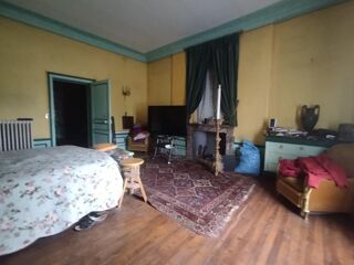  Propri�t�/ch�teau � vendre 10 pi�ces 380 m�