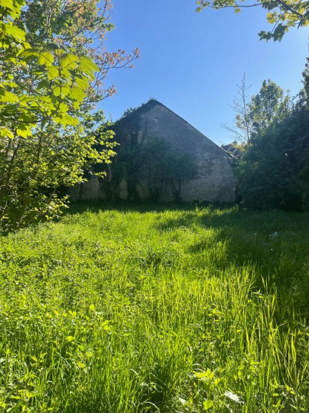 Vente Maison Maison de village à fort potentiel  133 m² + combles aménageables  Proche Saint-Amand-Montrond Meillant