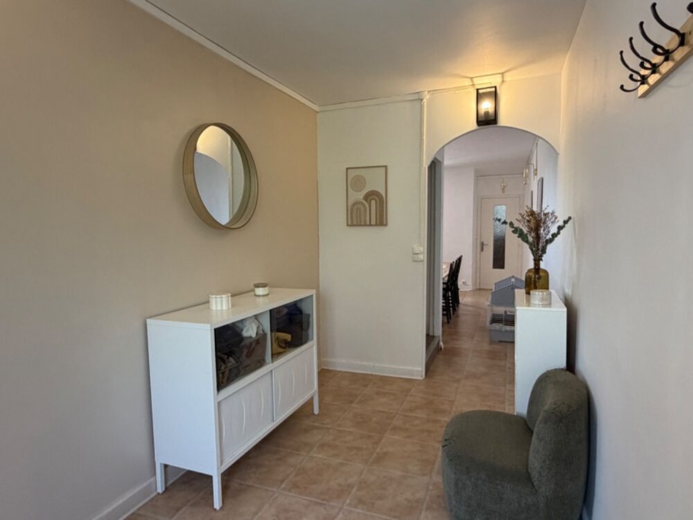 MAISON EN CENTRE-VILLE, 5 CHAMBRES, GARAGE ET JARDIN CLOS