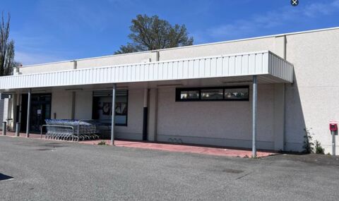 SAINT MARTIN DE CRAU - EXCLUSIVITE - LOCAL COMMERCIAL 687 m&sup2; 6250 13310 Saint martin de crau