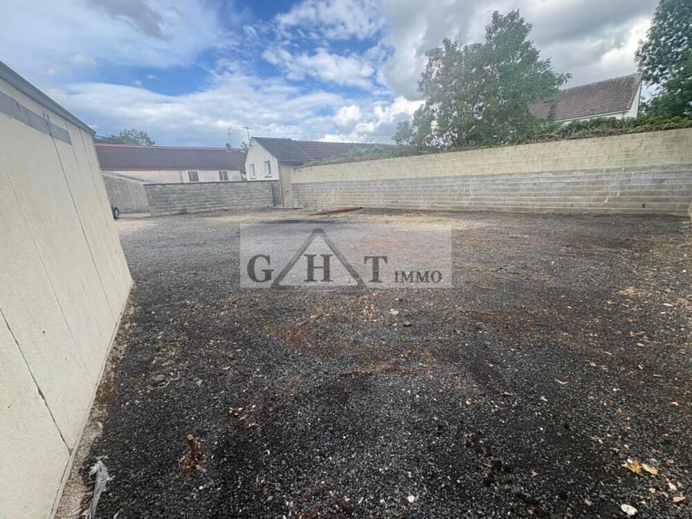 Location Terrain TERRAIN 400M2 A LOUER A REAU Reau