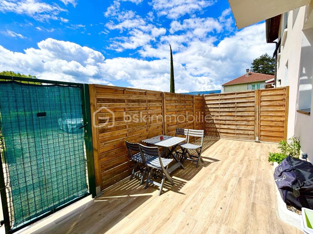 Vente Immeuble Immeuble rénové avec jardin, terrasses et fort potentiel – Chambéry Chambery