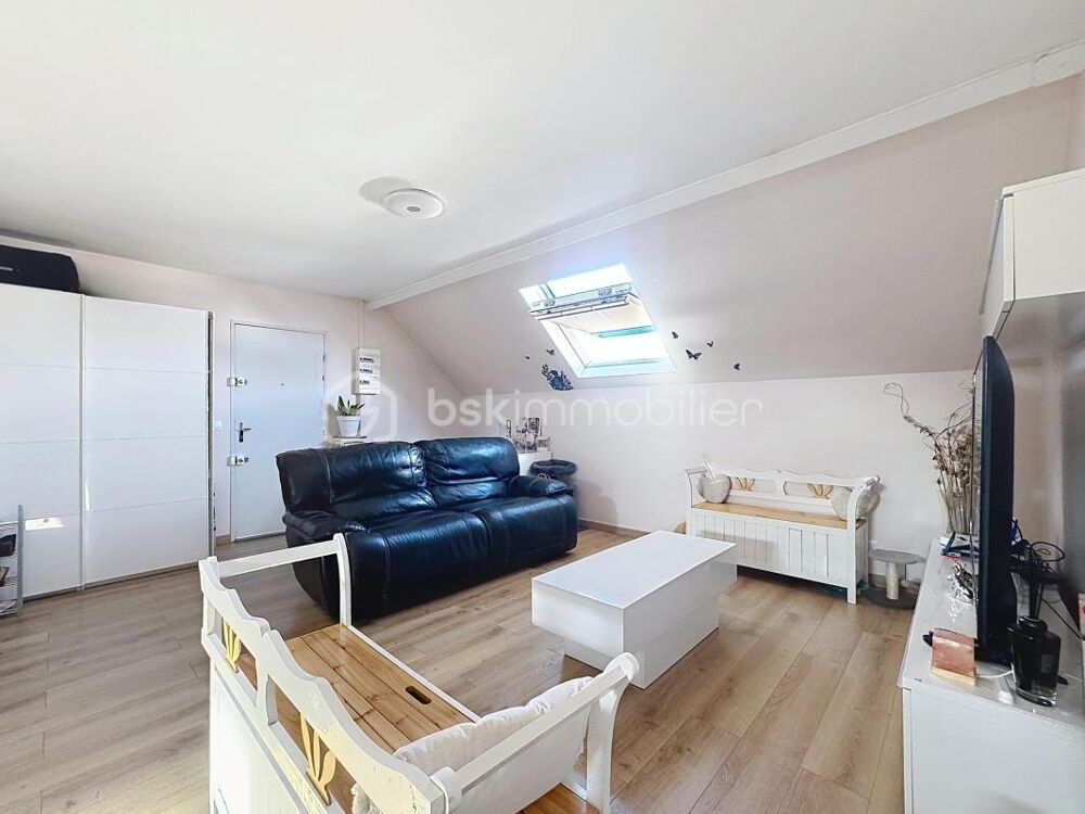 Appartement en 3 pièces Lumineux - SANS TRAVAUX À PRÉVOIR / FAIBLES CHARGES