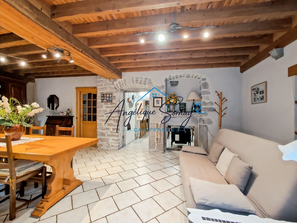 Vente Maison ? COUP DE CŒUR À BAUME-LES-MESSIEURS ! Maison mitoyenne en pierre rénovée, 5 chambres et beaux volumes Baume les messieurs