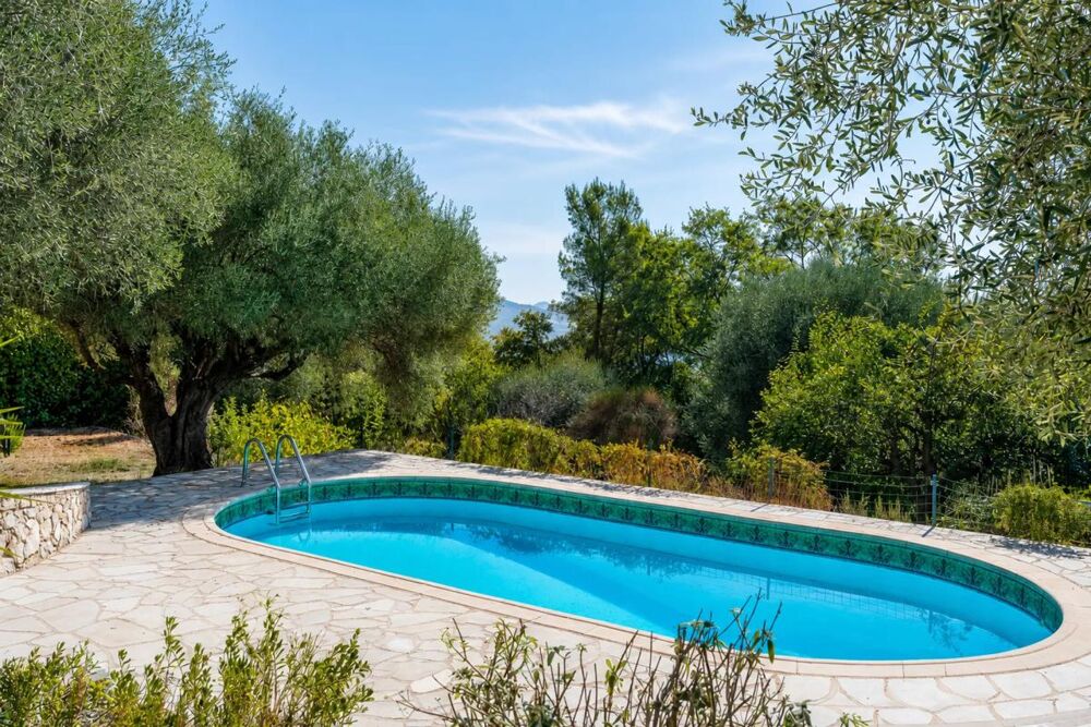 Vente Maison Maison de 8 pièces de 233 m² située à Gattières Gattieres