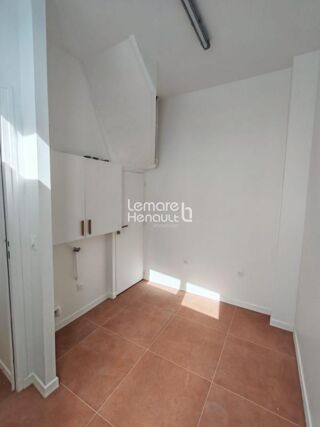  Appartement à louer 3 pièces 50 m²