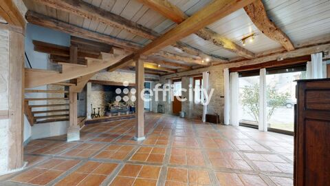   Maison Maison - 5 pi�ce(s) - 194 m�