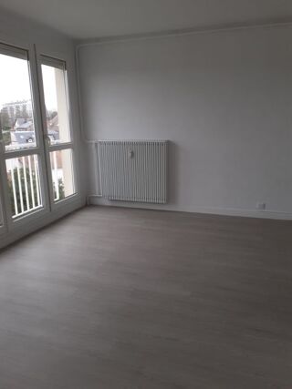  Appartement à louer 1 pièce 28 m²